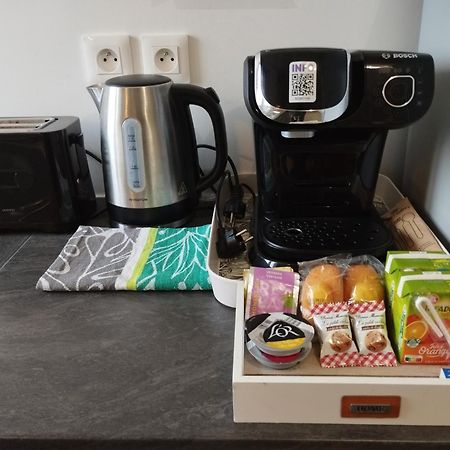 Appartement 1, Jardin, Collation, 5 Min De L'Aeroport Cdg Ле-Мені-Амело Екстер'єр фото